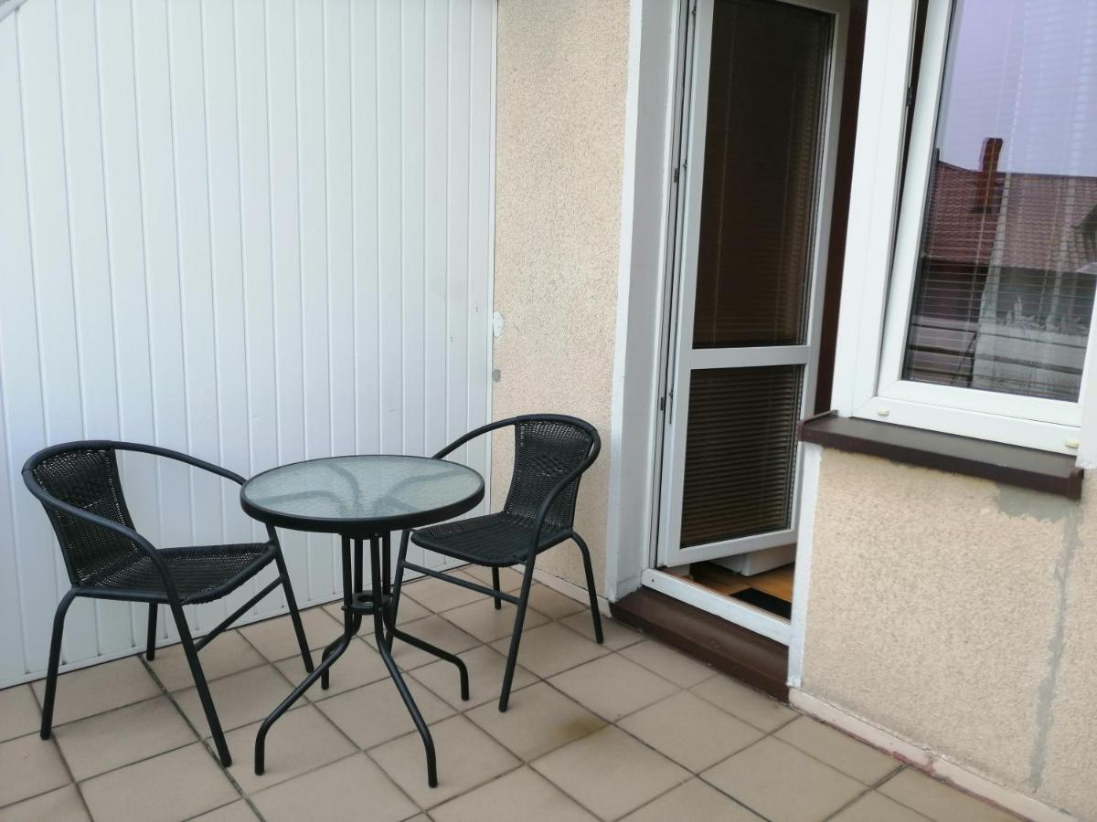 Cyprysik -Pokoje Noclegowe Wladyslawowo Bagian luar foto